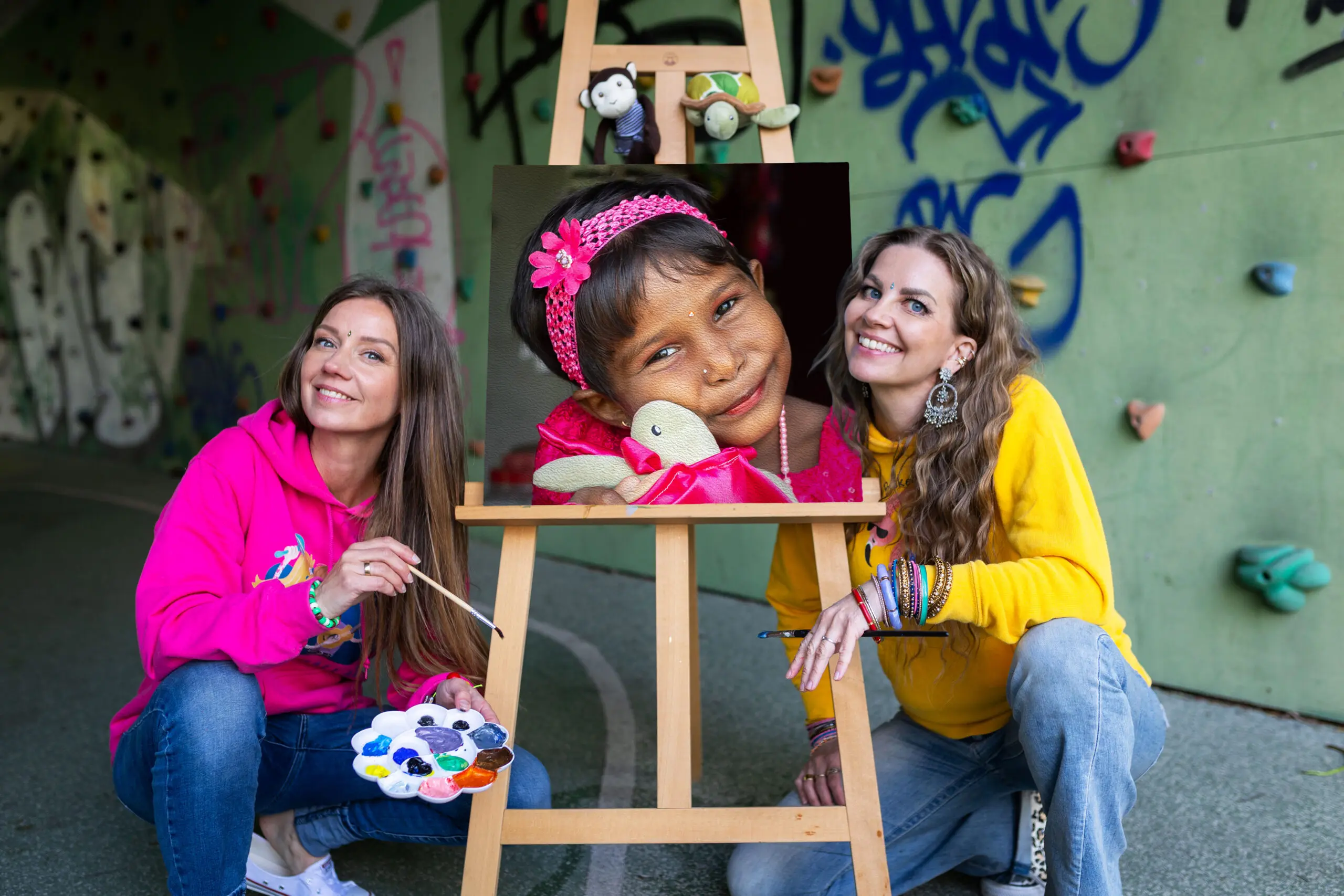 Silje og Maria er tilbake med ny barnemusikk fra Sri Lanka