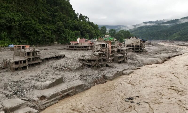 Thumbnail for Redningsarbeidet i Nepal satt på vent: Dette kan FORUT gjøre nå